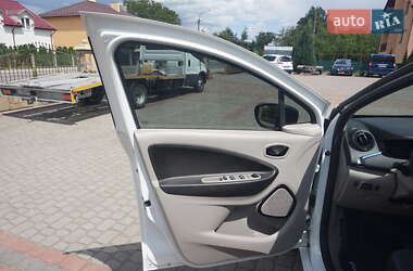 Хетчбек Renault Zoe 2016 в 