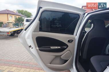 Хетчбек Renault Zoe 2016 в 