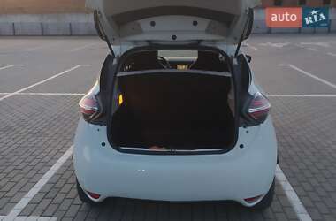 Хетчбек Renault Zoe 2020 в 