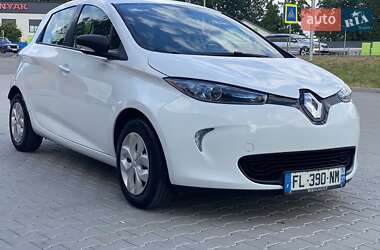 Хэтчбек Renault Zoe 2019 в 