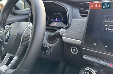 Хэтчбек Renault Zoe 2020 в 