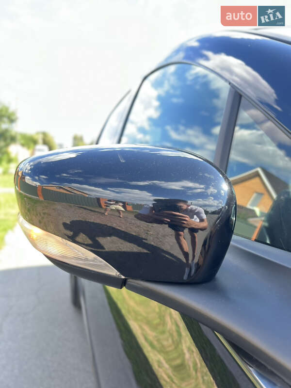Хэтчбек Renault Zoe 2017 в Киеве