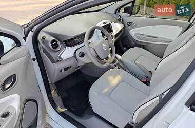 Хэтчбек Renault Zoe 2017 в 
