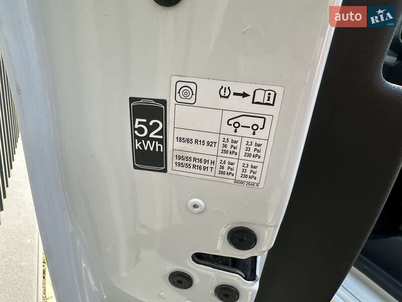 Хэтчбек Renault Zoe 2021 в Тернополе