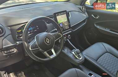 Хэтчбек Renault Zoe 2021 в 