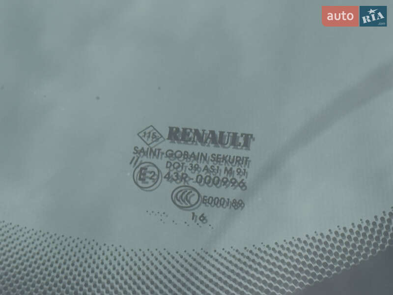 Хэтчбек Renault Zoe 2016 в Дубно