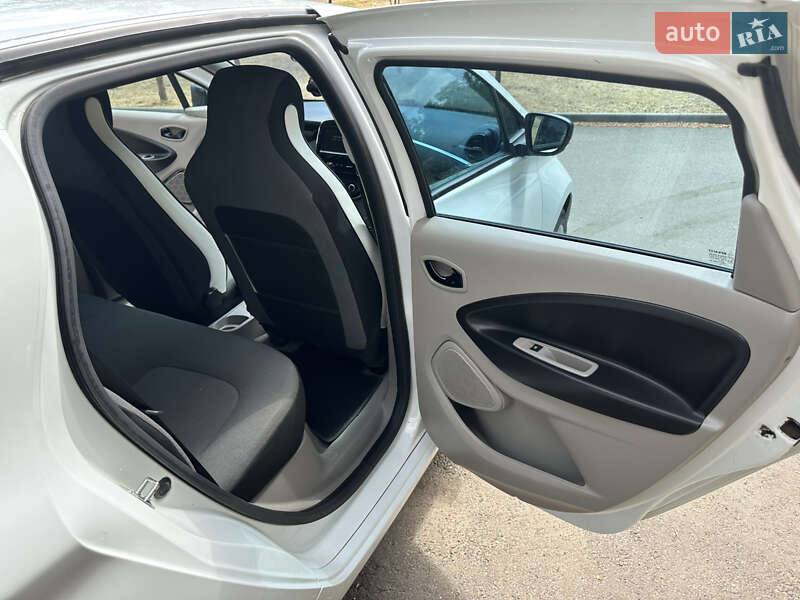 Хетчбек Renault Zoe 2016 в Кривому Розі