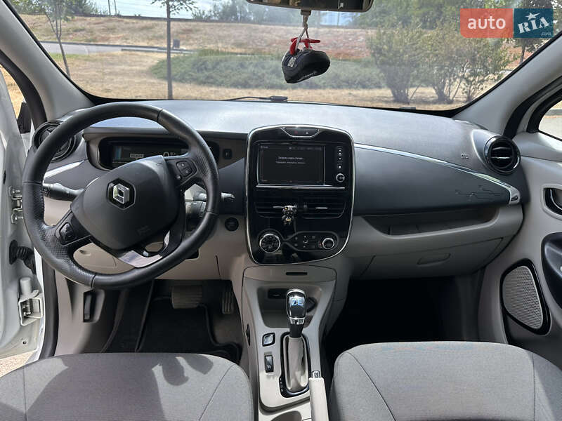 Хетчбек Renault Zoe 2016 в Кривому Розі