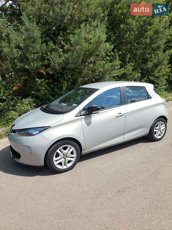Хетчбек Renault Zoe 2015 в Рівному фото 10 Хетчбек Renault Zoe 2015 в Рівному