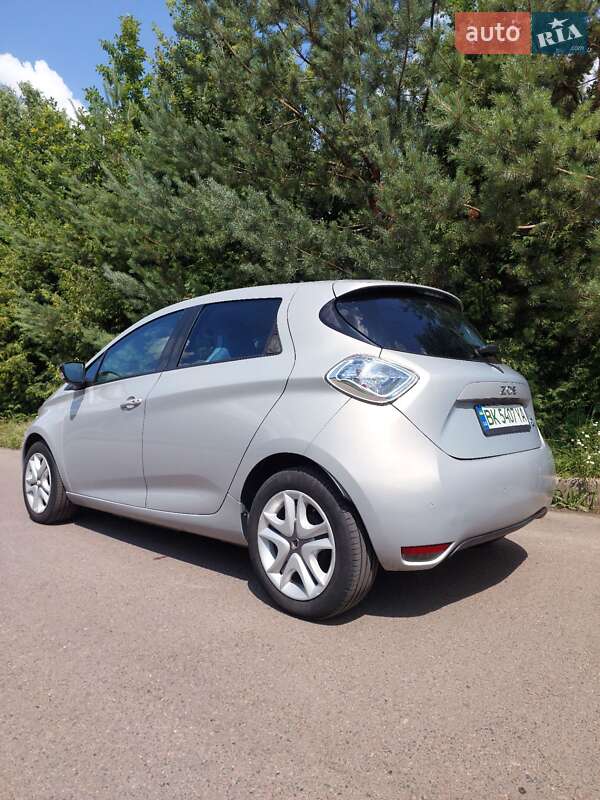 Хэтчбек Renault Zoe 2015 в Ровно