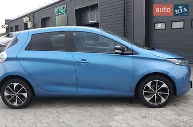 Хетчбек Renault Zoe 2017 в 