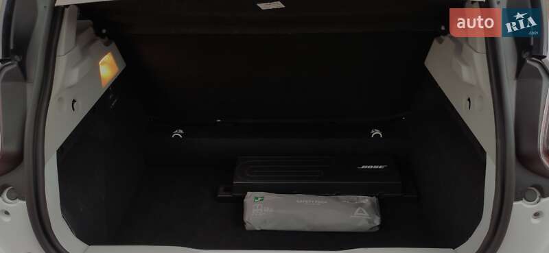 Хэтчбек Renault Zoe 2017 в Кременчуге фото 32 Хэтчбек Renault Zoe 2017 в Кременчуге