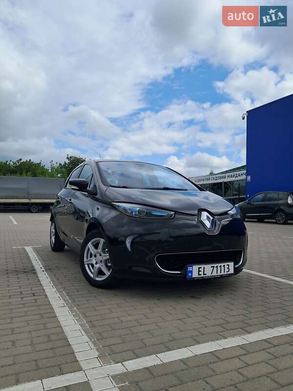 Хэтчбек Renault Zoe 2015 в Дубно