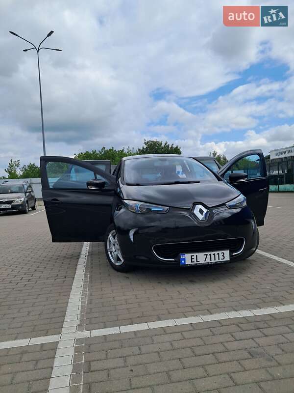 Хэтчбек Renault Zoe 2015 в Дубно