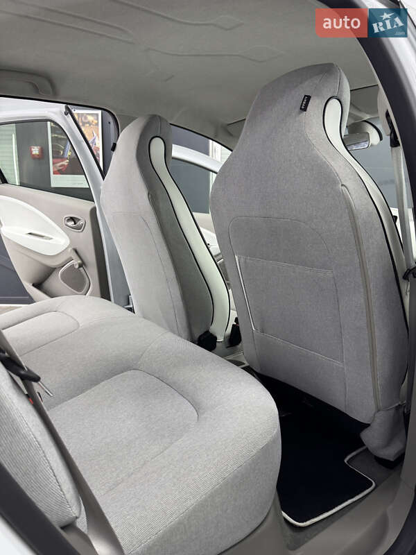 Хетчбек Renault Zoe 2019 в Коломиї