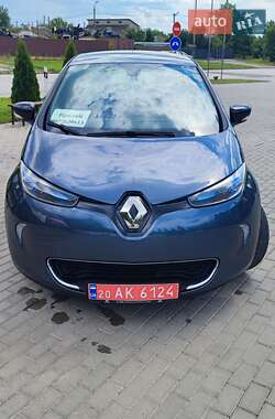 Хэтчбек Renault Zoe 2017 в 
