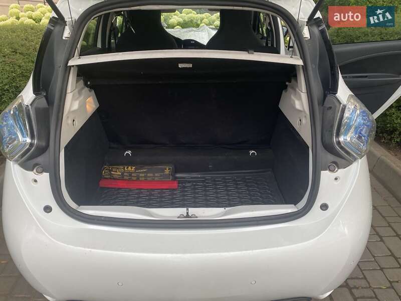 Хэтчбек Renault Zoe 2017 в Одессе