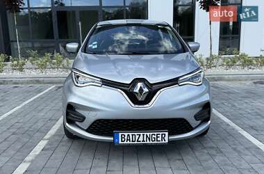 Хэтчбек Renault Zoe 2020 в 