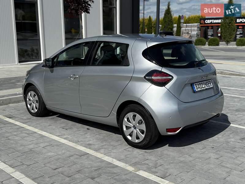 Хэтчбек Renault Zoe 2020 в Городке