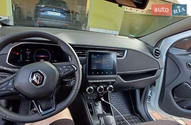 Хэтчбек Renault Zoe 2021 в 