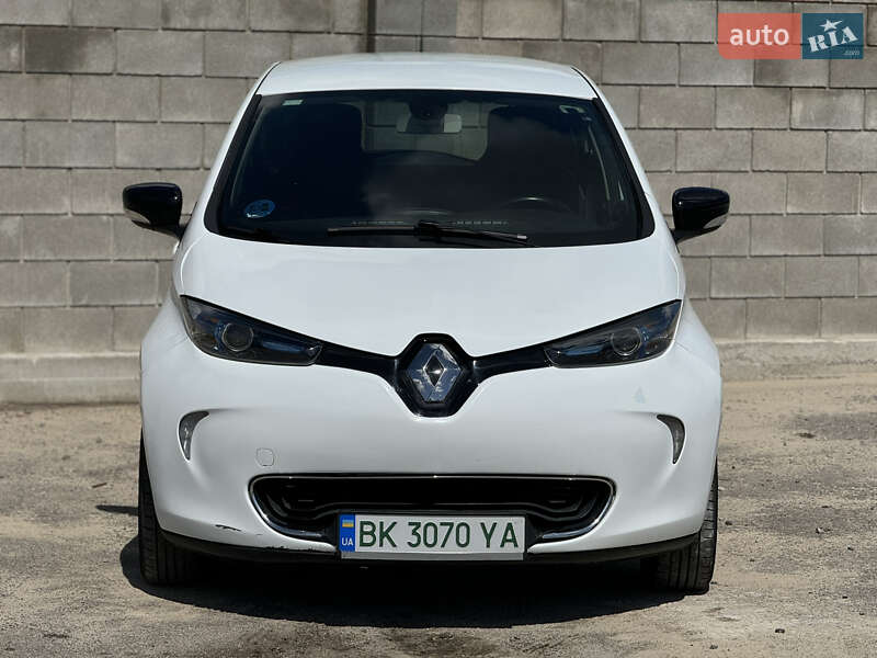 Хэтчбек Renault Zoe 2018 в Сарнах