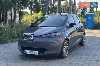 Хетчбек Renault Zoe 2016 в 