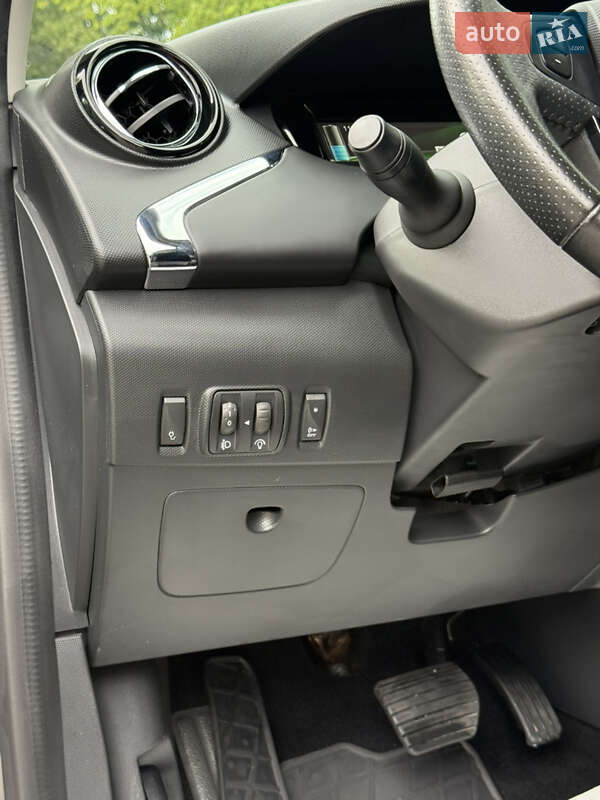 Хетчбек Renault Zoe 2018 в Дрогобичі