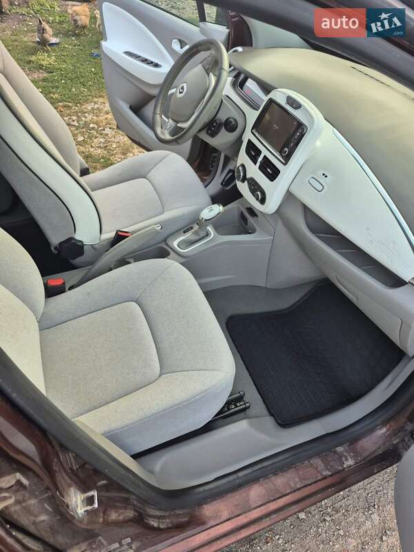 Хетчбек Renault Zoe 2014 в Запоріжжі