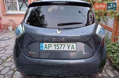 Хэтчбек Renault Zoe 2017 в 