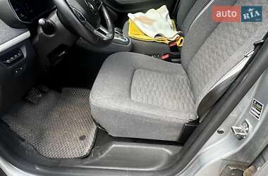 Хэтчбек Renault Zoe 2021 в 