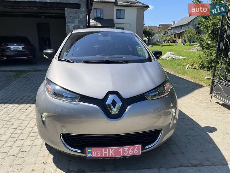 Хэтчбек Renault Zoe 2015 в Львове