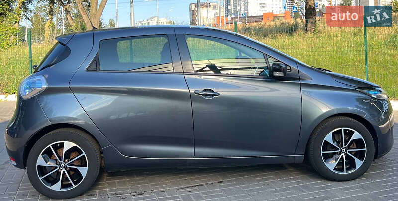 Хэтчбек Renault Zoe 2017 в Киеве