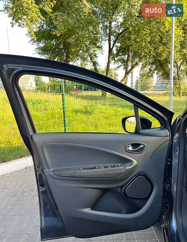 Хэтчбек Renault Zoe 2017 в Киеве