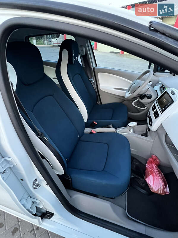 Хэтчбек Renault Zoe 2013 в Дубно