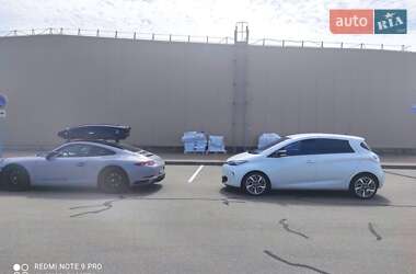 Хэтчбек Renault Zoe 2016 в 
