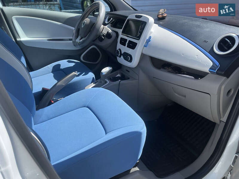 Хэтчбек Renault Zoe 2013 в Виннице