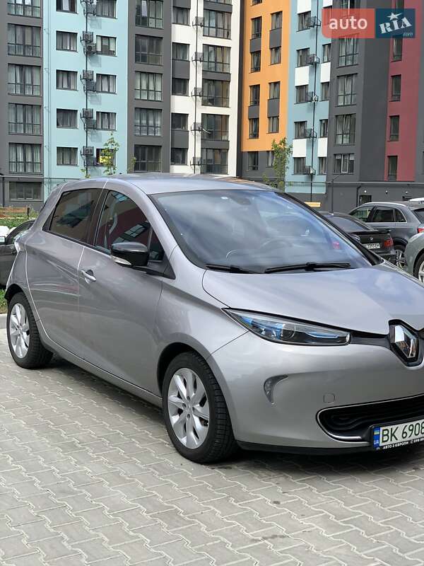 Хэтчбек Renault Zoe 2015 в Ровно