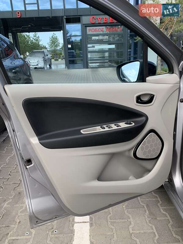 Хэтчбек Renault Zoe 2015 в Ровно