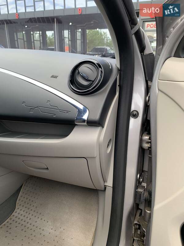 Хэтчбек Renault Zoe 2015 в Ровно