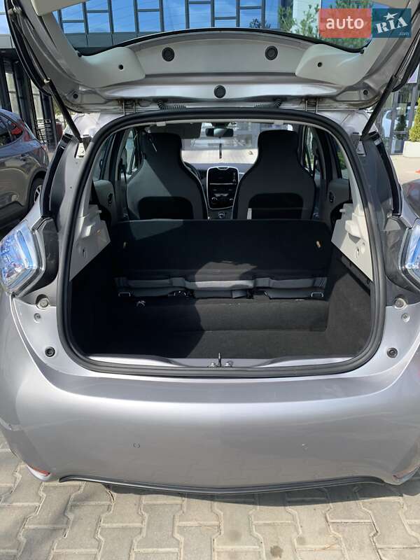 Хэтчбек Renault Zoe 2015 в Ровно