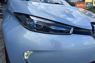Хэтчбек Renault Zoe 2013 в 