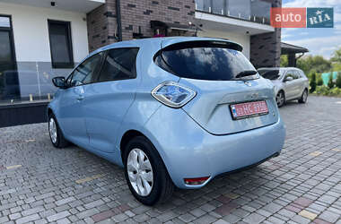 Хэтчбек Renault Zoe 2013 в 