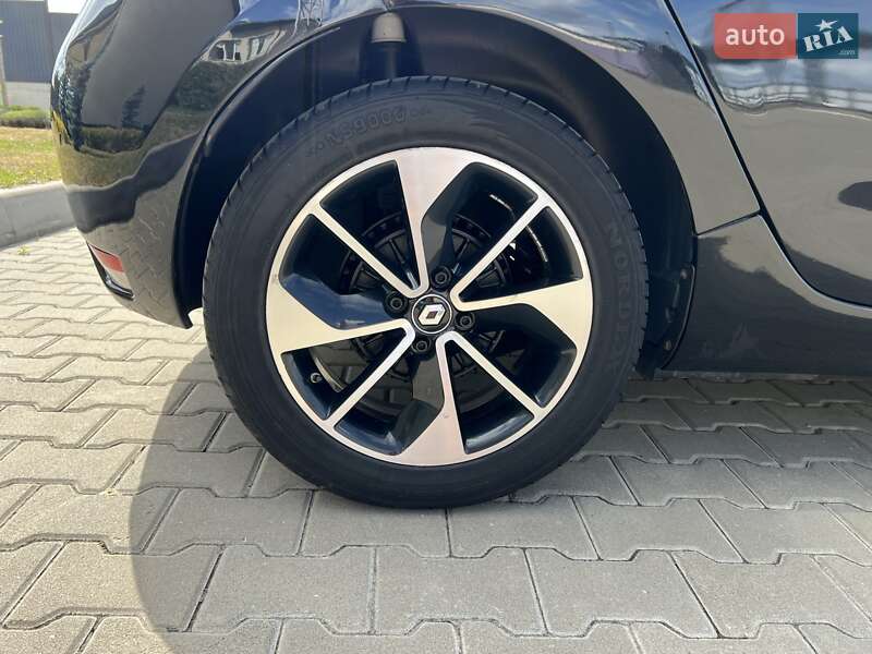 Хэтчбек Renault Zoe 2017 в Луцке фото 14 Хэтчбек Renault Zoe 2017 в Луцке