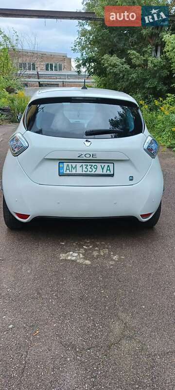 Хетчбек Renault Zoe 2013 в Житомирі фото 2 Хетчбек Renault Zoe 2013 в Житомирі