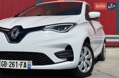 Хэтчбек Renault Zoe 2021 в 
