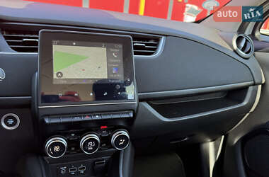 Хэтчбек Renault Zoe 2021 в 