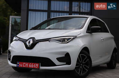 Хэтчбек Renault Zoe 2022 в 