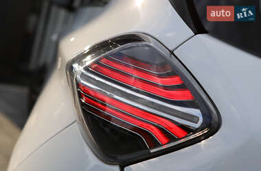 Хэтчбек Renault Zoe 2022 в 
