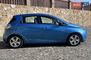 Хетчбек Renault Zoe 2018 в 