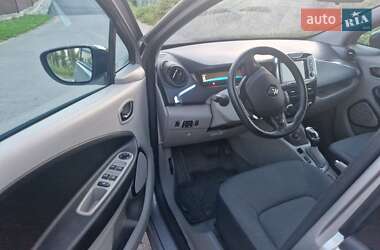 Хэтчбек Renault Zoe 2015 в 
